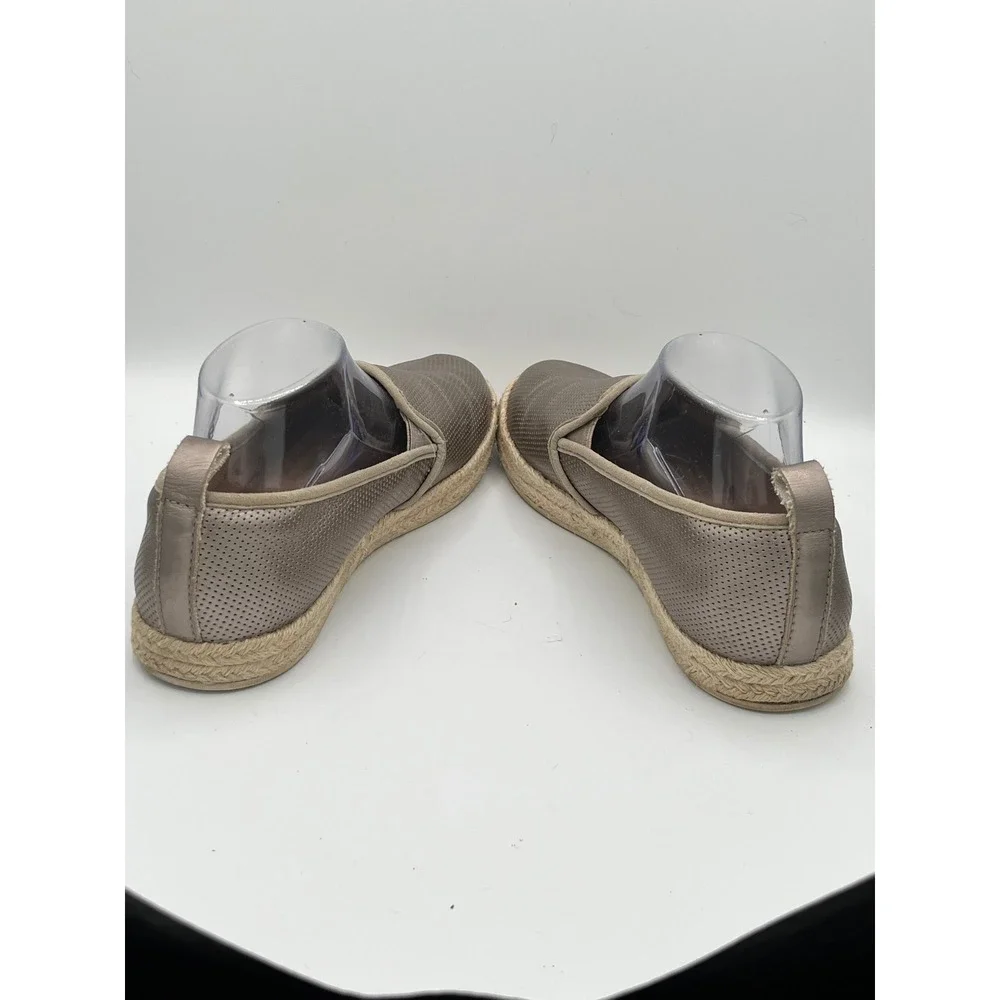 Clarks Collection Cushion SoftMetallic Bronze Perforated Espadrille Flats Sz 9W